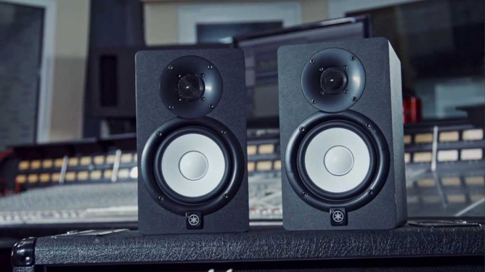 Yamaha HS5 Studio Monitors, industry-standard studio speakers for accurate sound reproduction, a professional gift for music producers and engineers.
