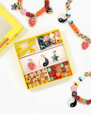 Super Smalls Make It Chill Mini Bead Kit with colorful beads and charms