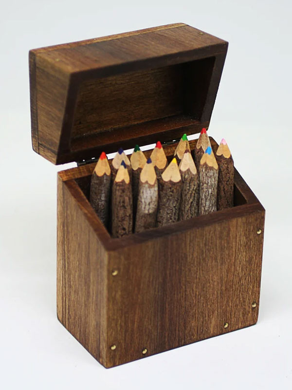 For Artistic Men: Live-Edged Coloured Pencils