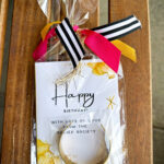 Horseshoe bracelet gift with a card for women