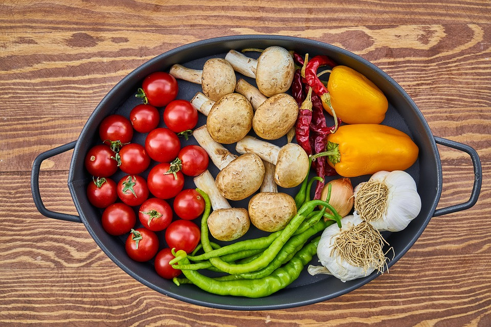 An Always Pan is a perfect gift idea for mom
