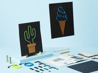 KiwiCo Light-Up Wire Art Project Kit