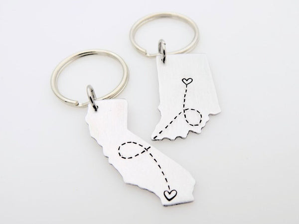 Long Distance State Keychains: A thoughtful and romantic gift for long-distance relationship wives, symbolizing connection across miles