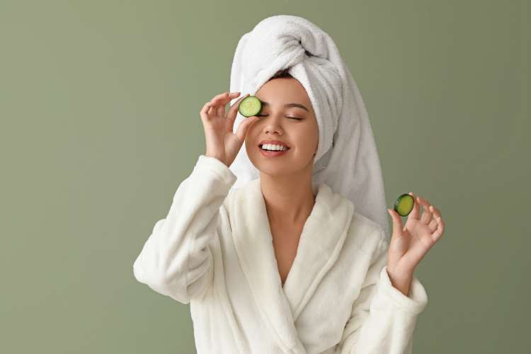 Spa quality bathrobe, a cozy luxury birthday gift idea for wife, bringing spa-like comfort to her home (via Canva)