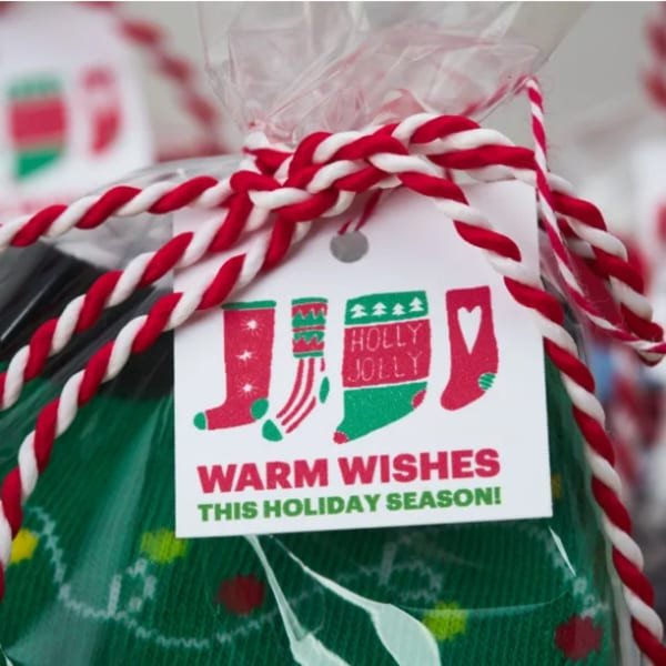 “Warm Wishes” festive stockings tag