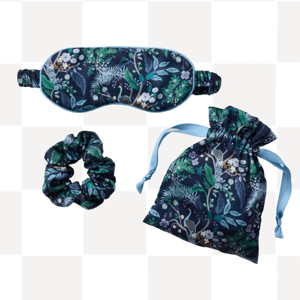 Sleep set with eye mask and scrunchie, a thoughtful Mother's Day gift for travel and relaxation