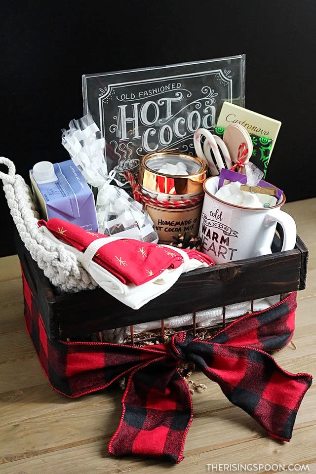 Homemade Hot Cocoa Gift Basket (Fun & Easy Idea)