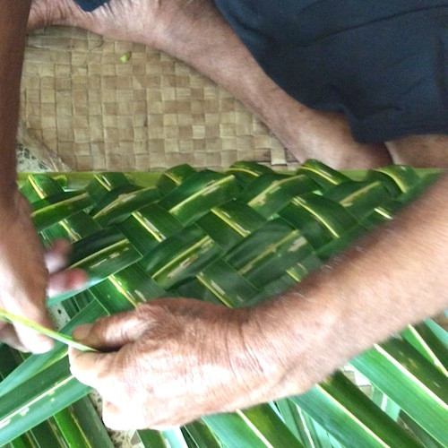 Forming a fresh woven basket