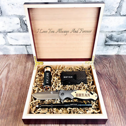 Sentimental Gift Box Set: Personalized keepsake box with engraved accessories, meaningful 4th anniversary gift collection