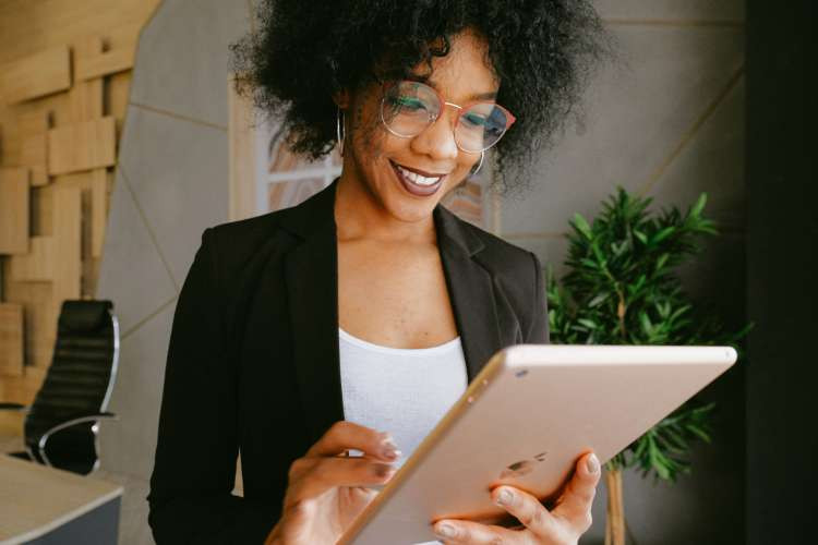 Tablet, a versatile tech birthday gift idea for wife, blending entertainment, productivity, and portability (via Canva)