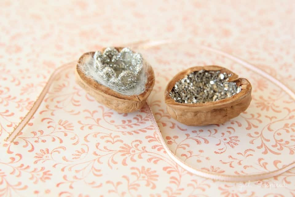 Cute ideas for tooth fairy presents including a tiny treasure box