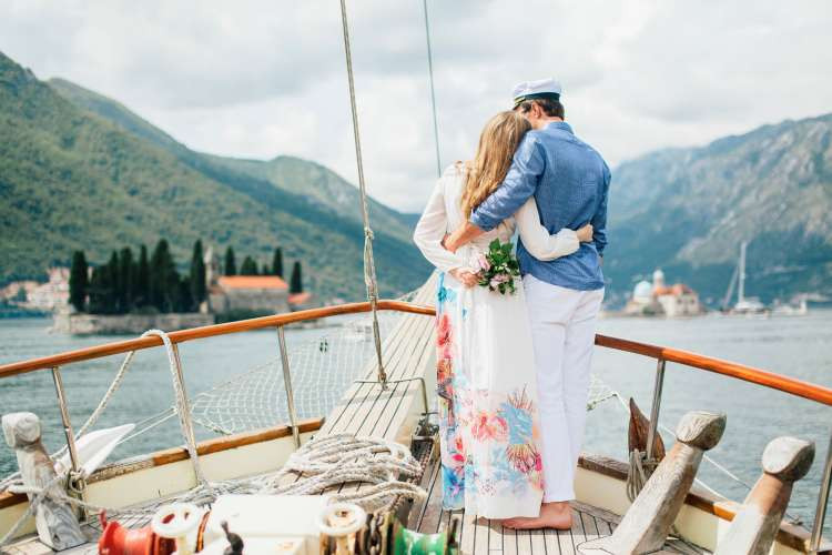 Weekend getaway, an adventurous birthday gift idea for wife, offering escape and reconnection (via Canva)